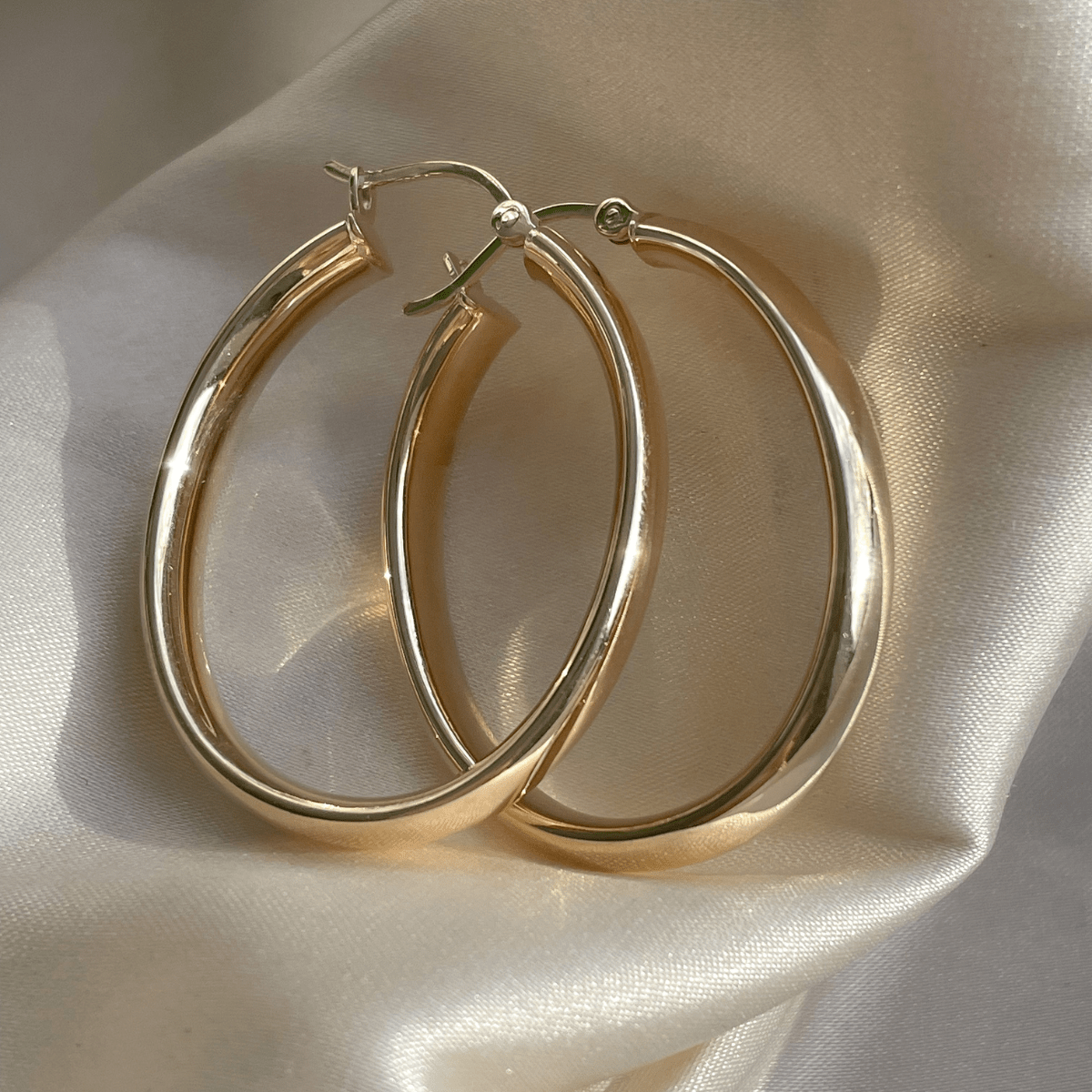 Oval Hoops