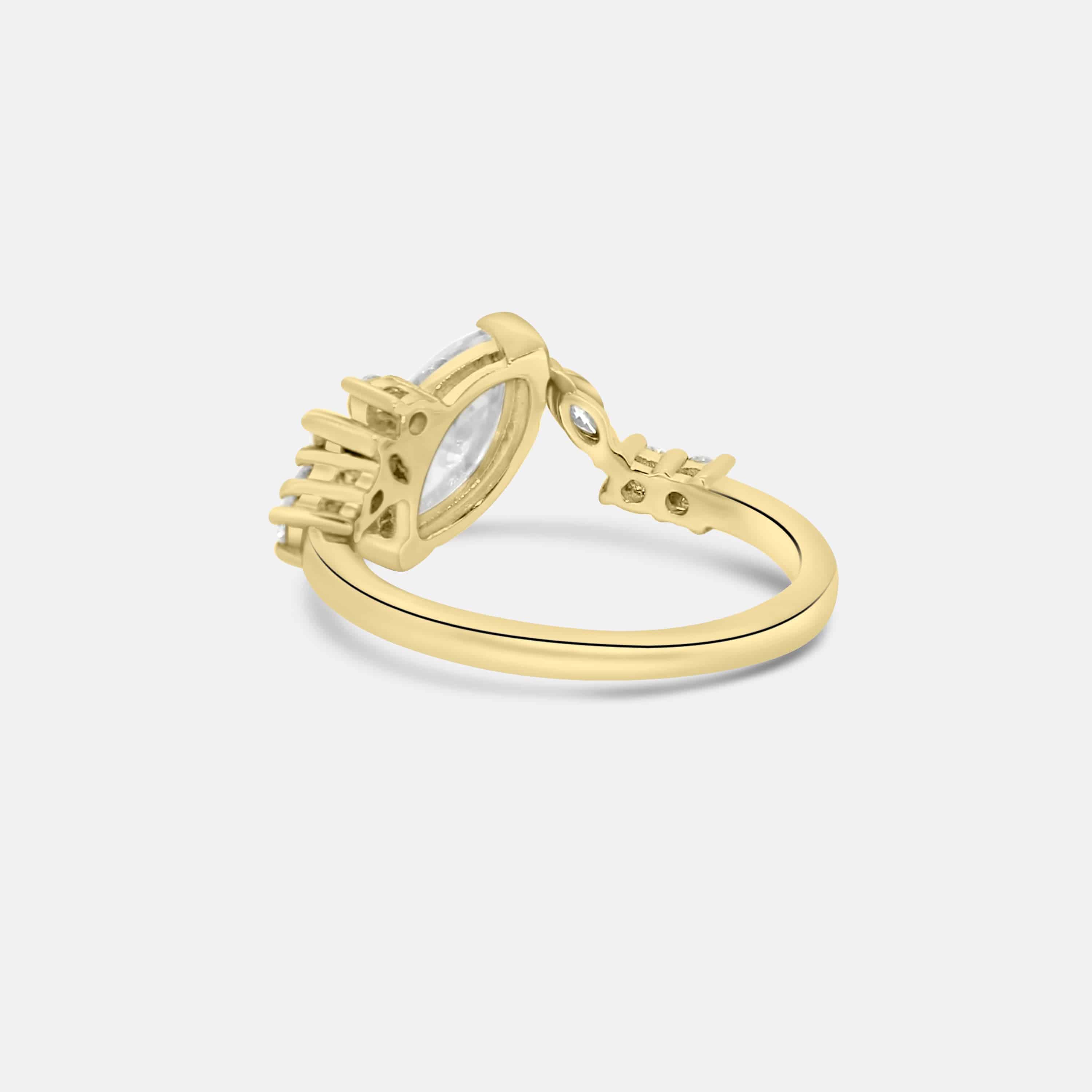 LYRA ENGAGEMENT RING