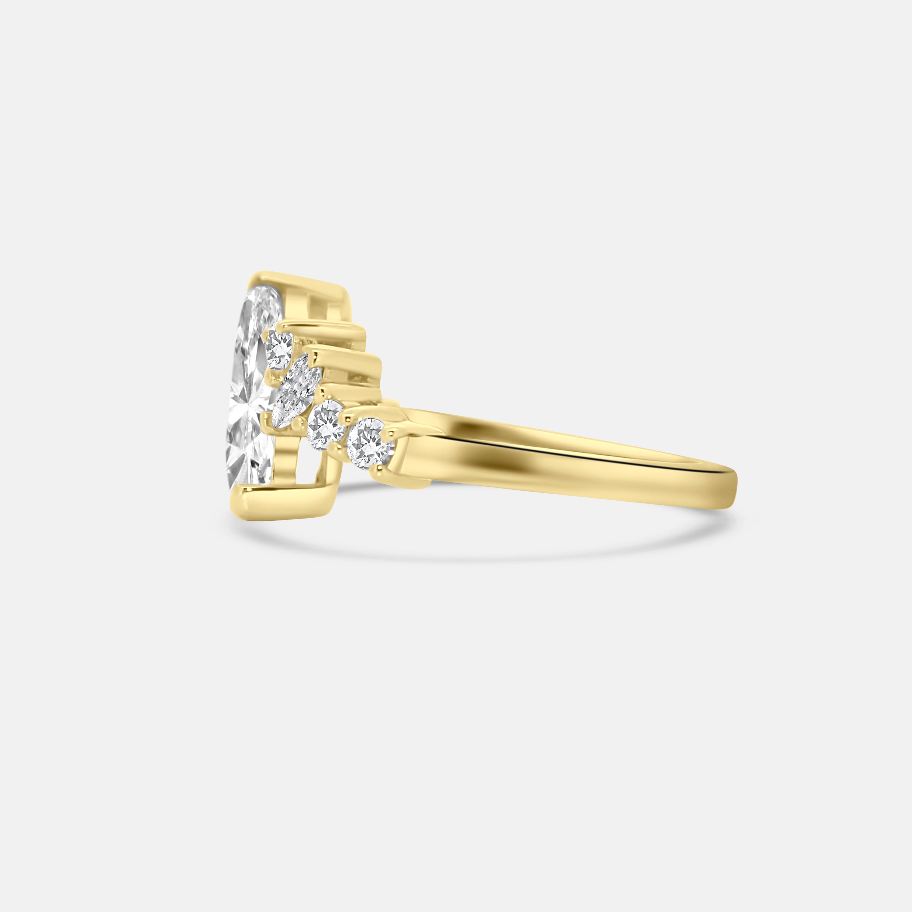 LYRA ENGAGEMENT RING