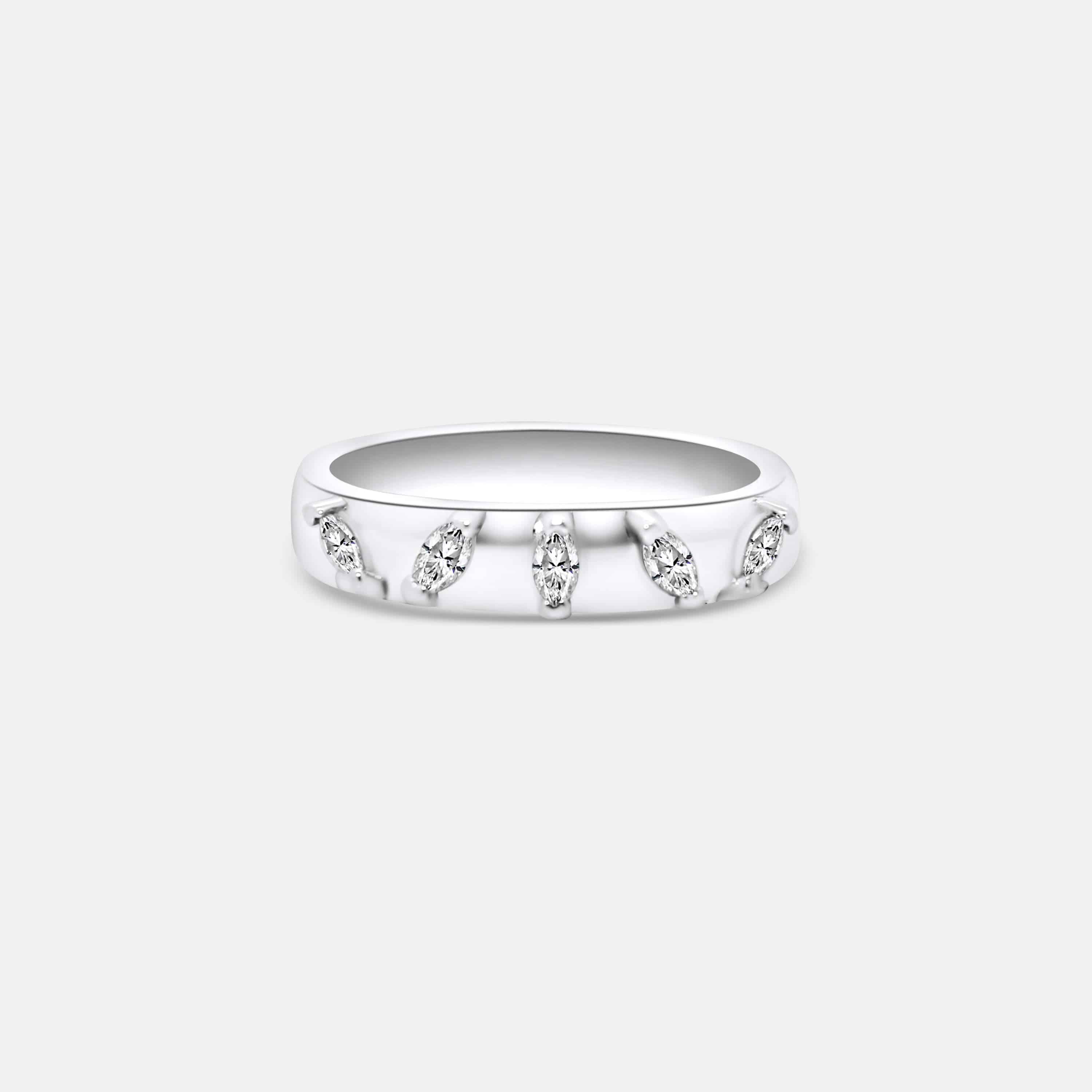 STARBRIGHT RING