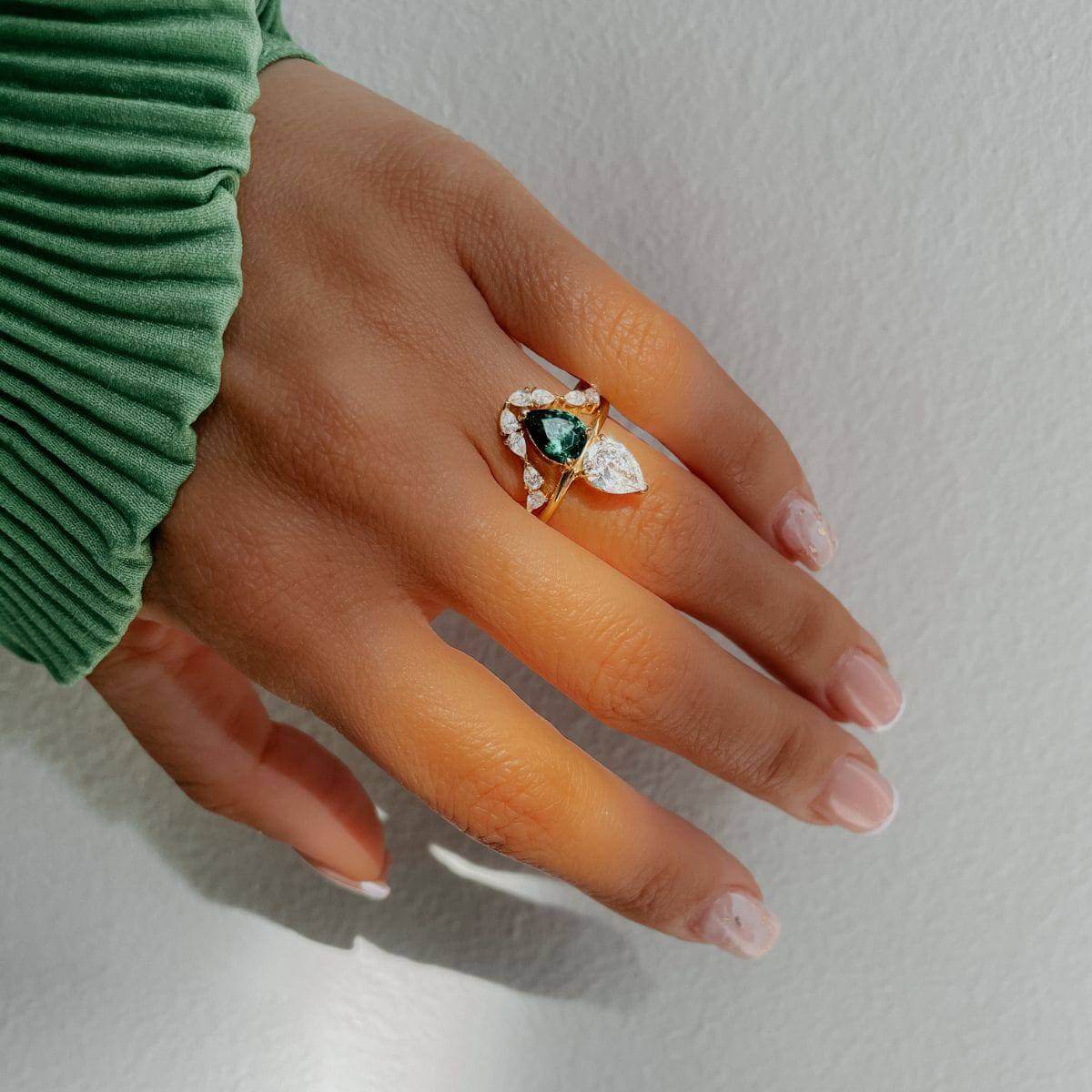 DARIA ENGAGEMENT RING - Cassandra Mamone