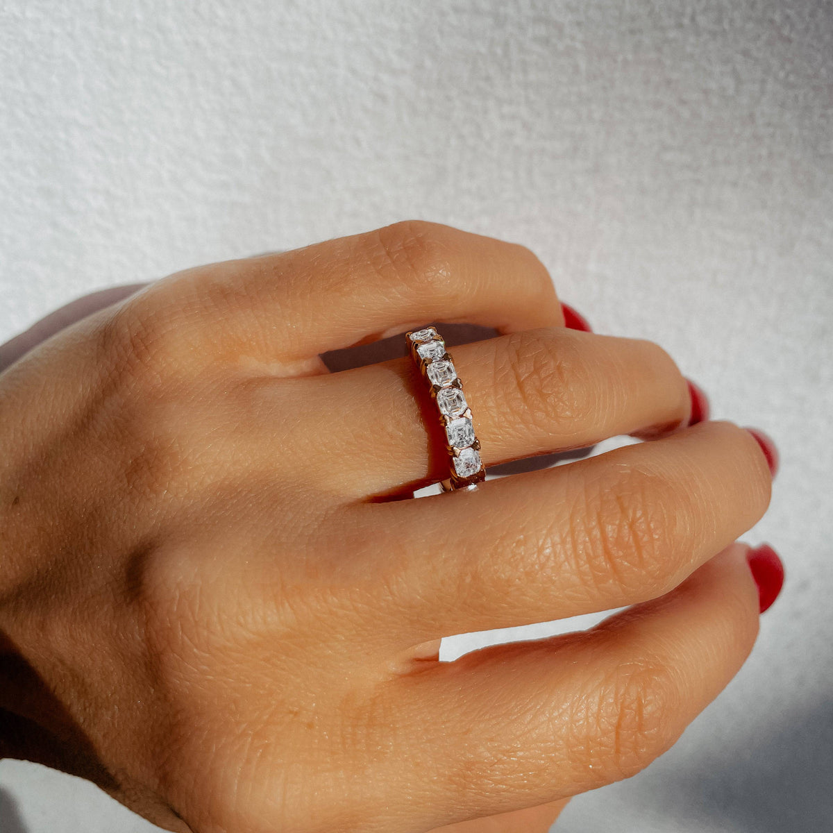 ASSCHER ETERNITY BAND - Cassandra Mamone