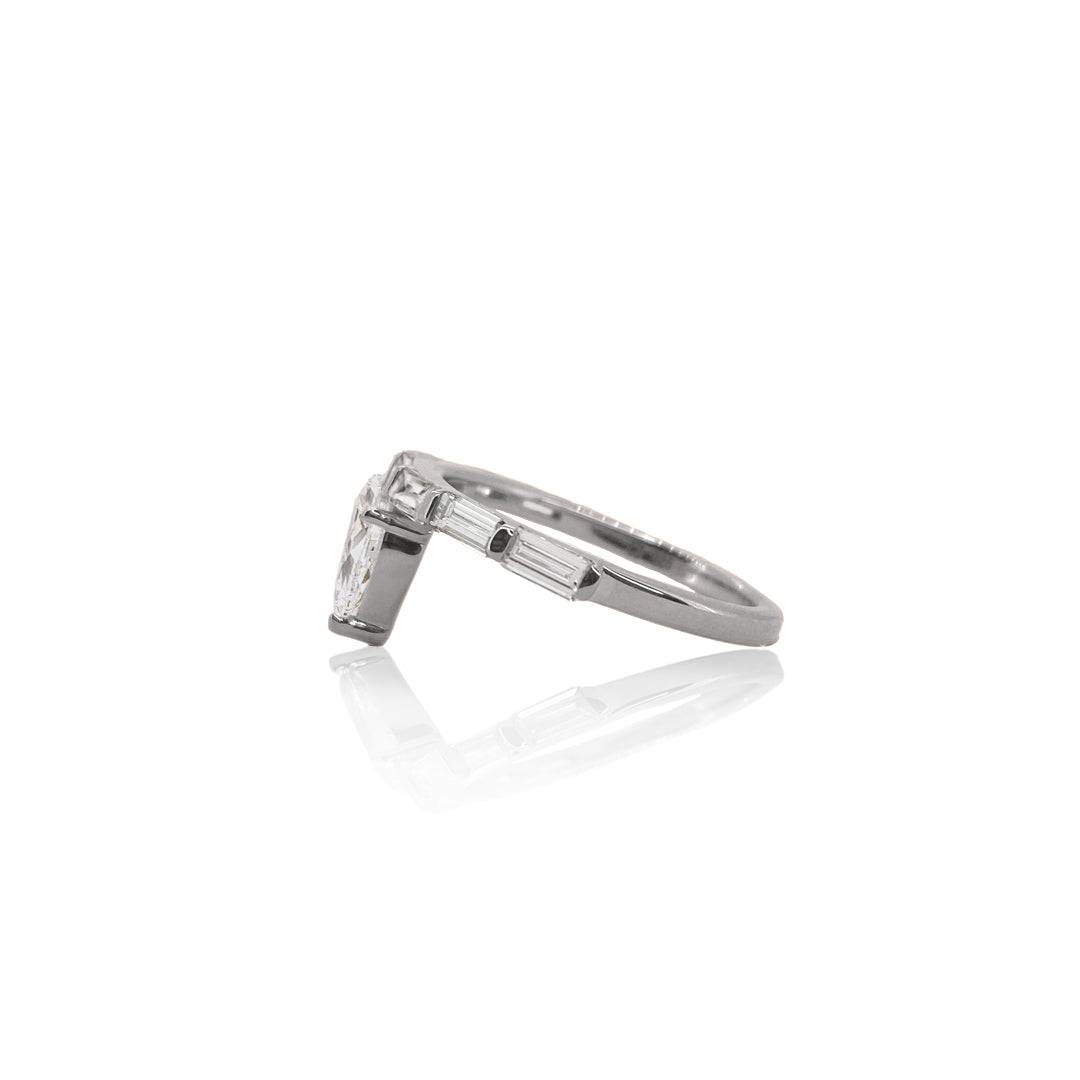 BELLINA ENGAGEMENT RING
