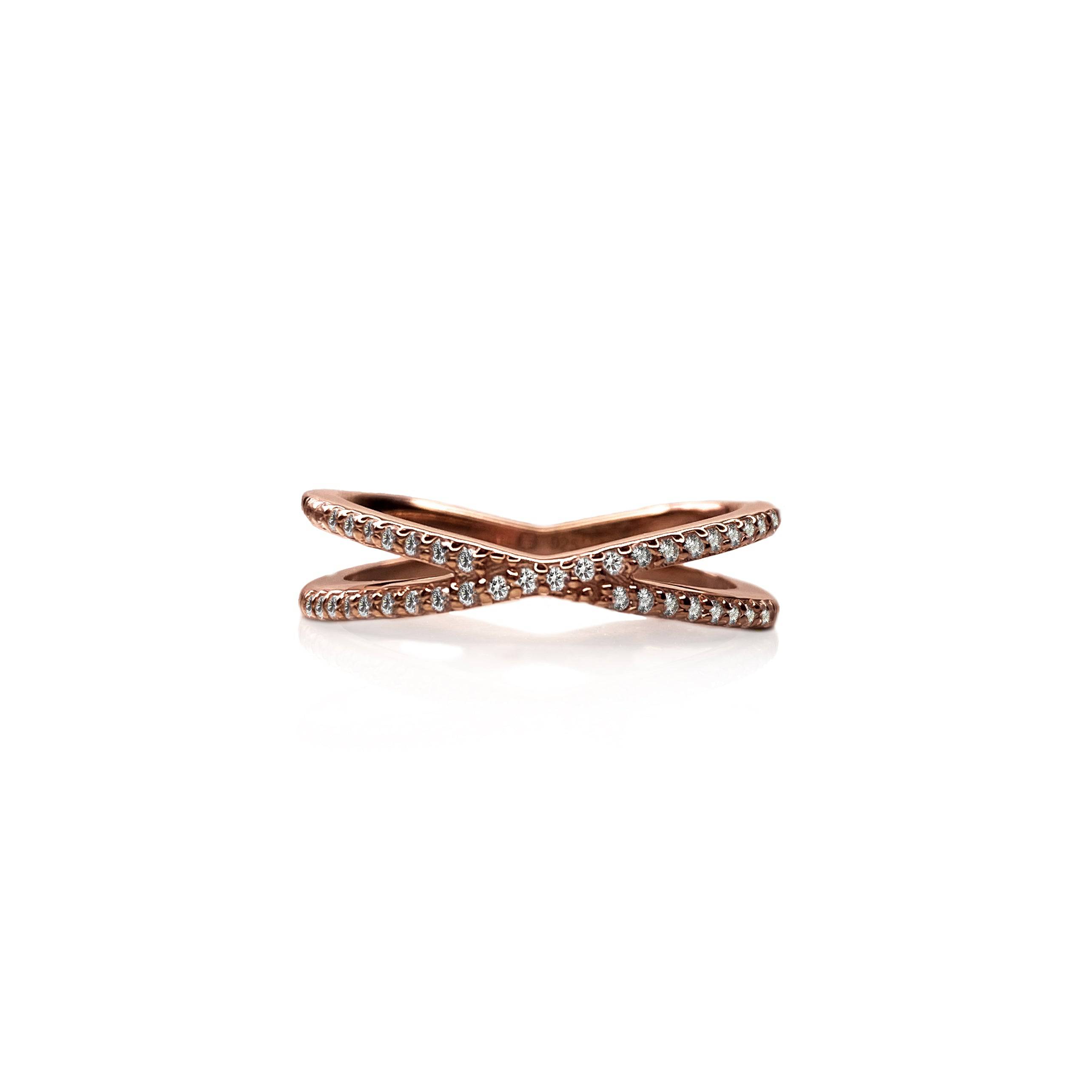 DOUBLE DIAMOND CROSSOVER RING