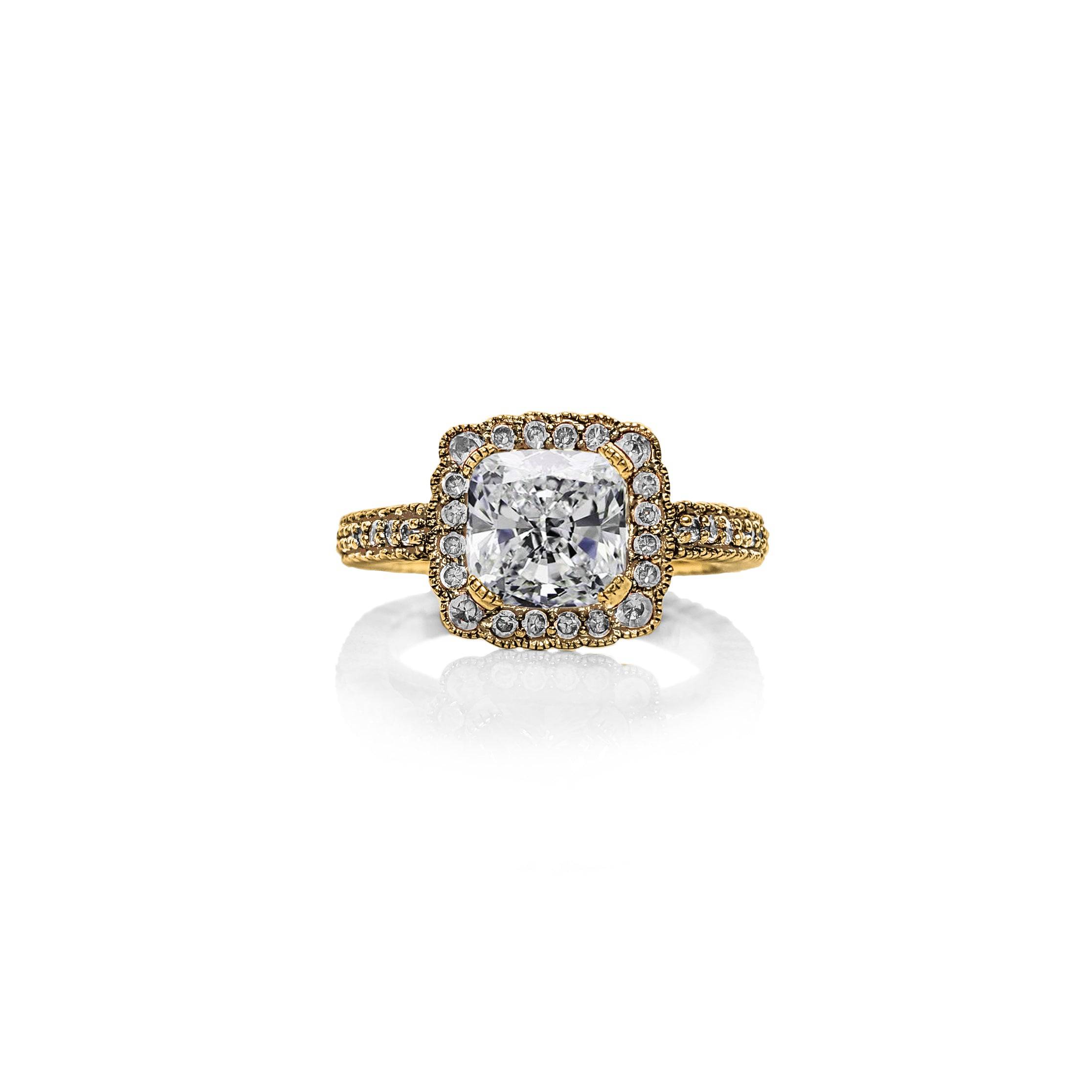 Lavish Diamond Ring