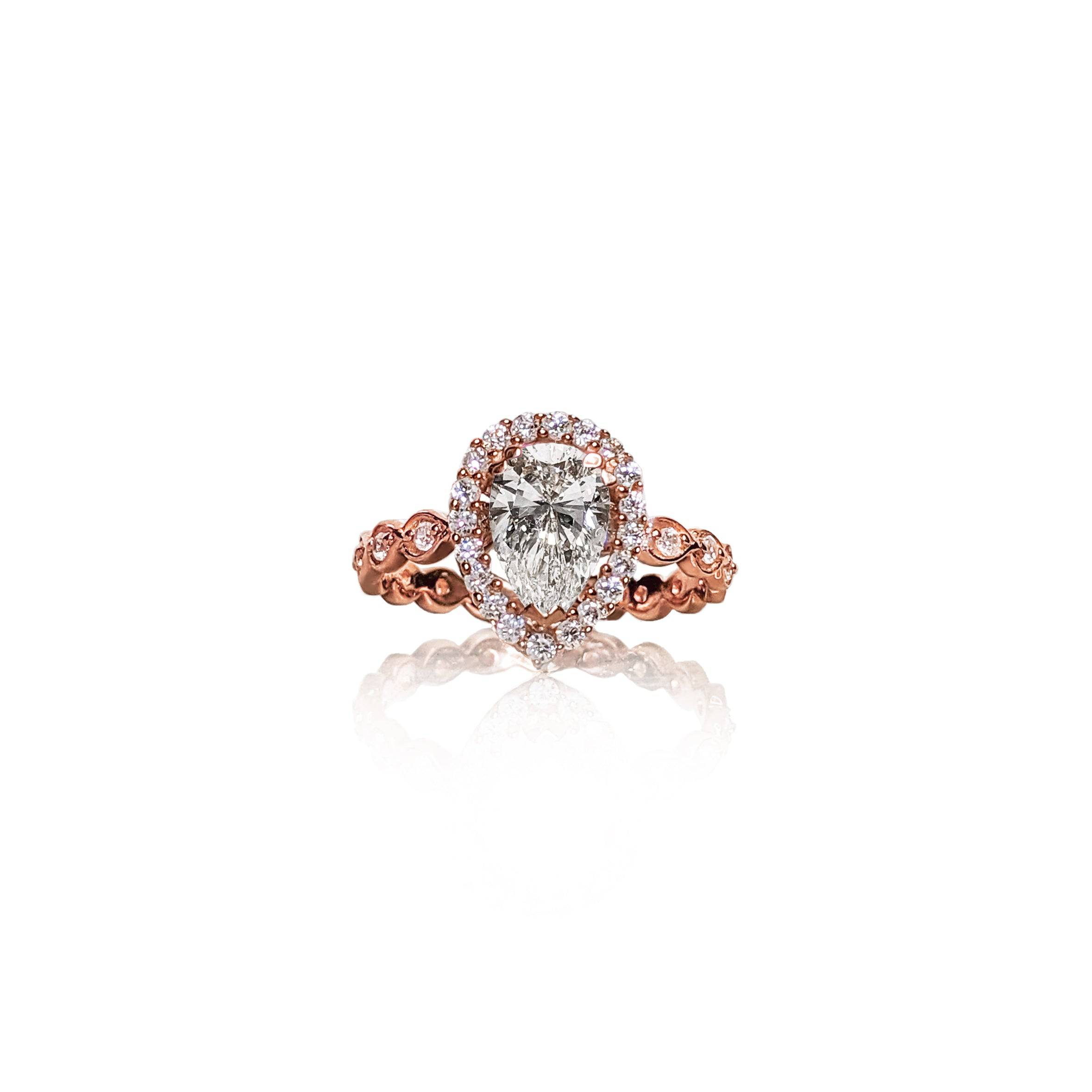 Pear Beauty Ring