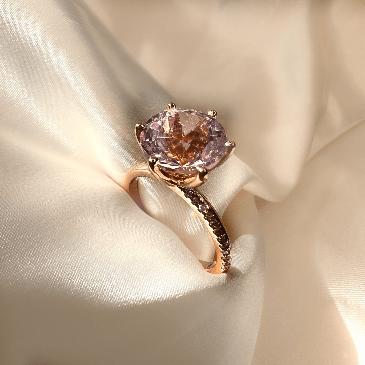 Morganite Round Vino Engagement Ring