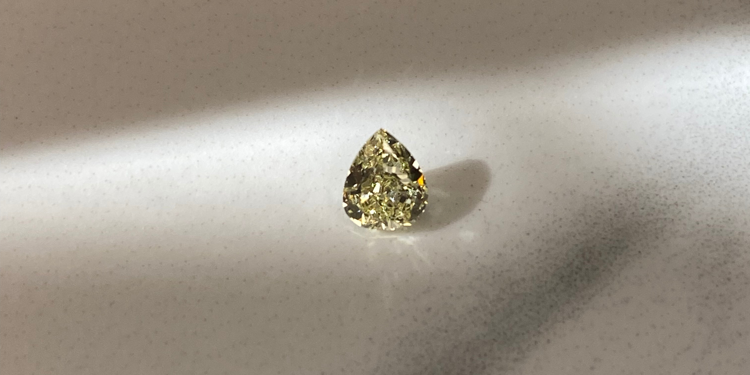 A Guide To Yellow Diamonds