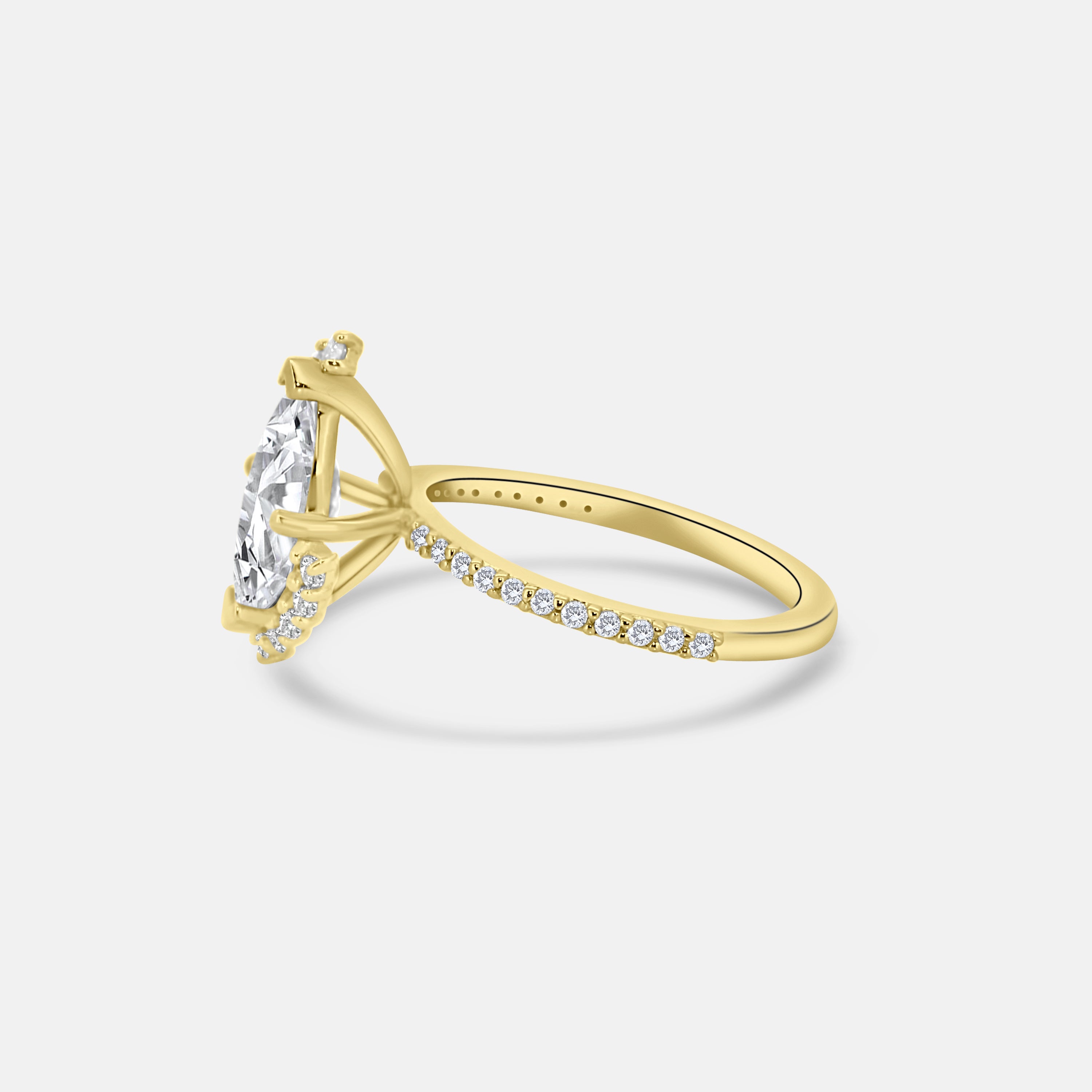 AQUILA ENGAGEMENT RING