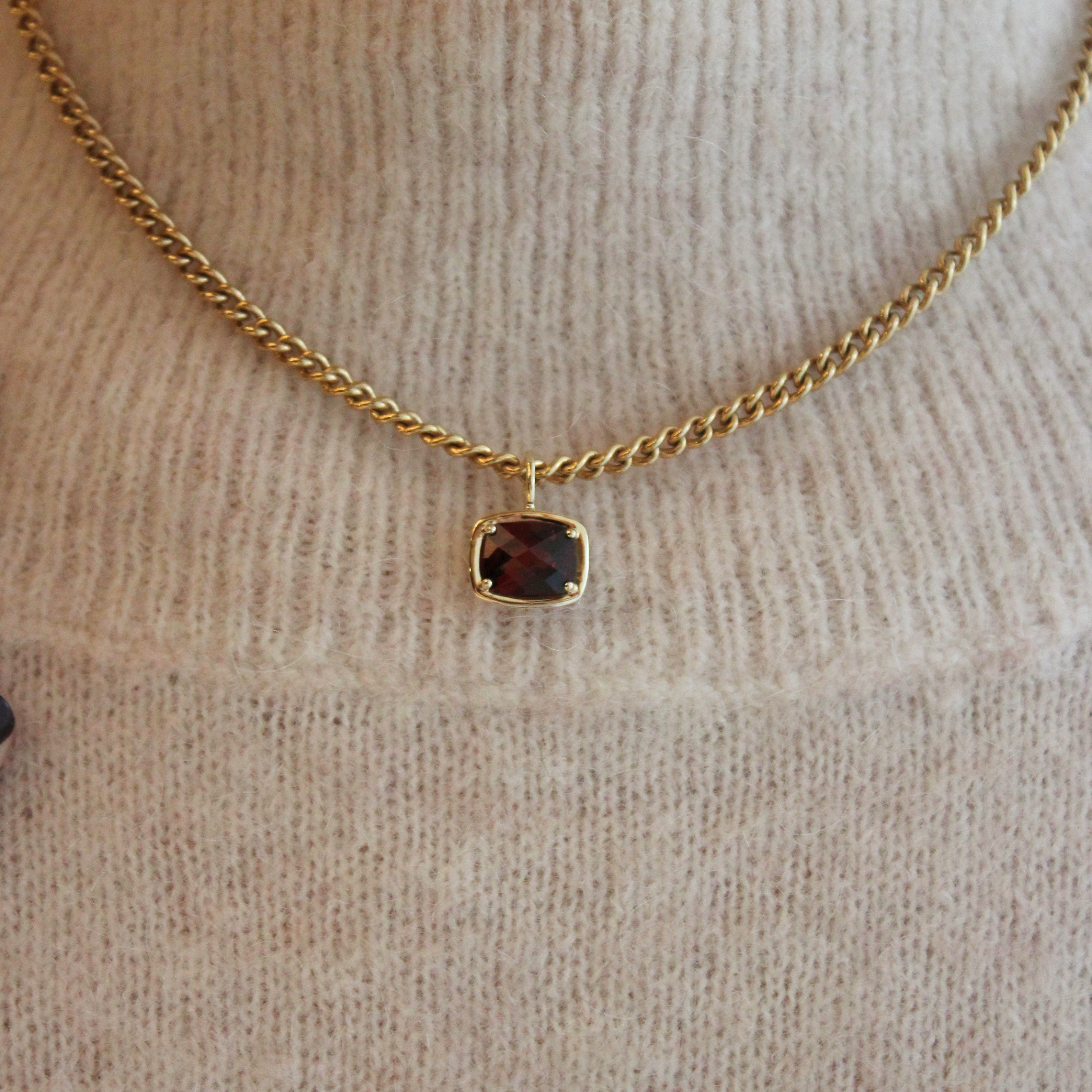 Julia Pendant - Cassandra Mamone