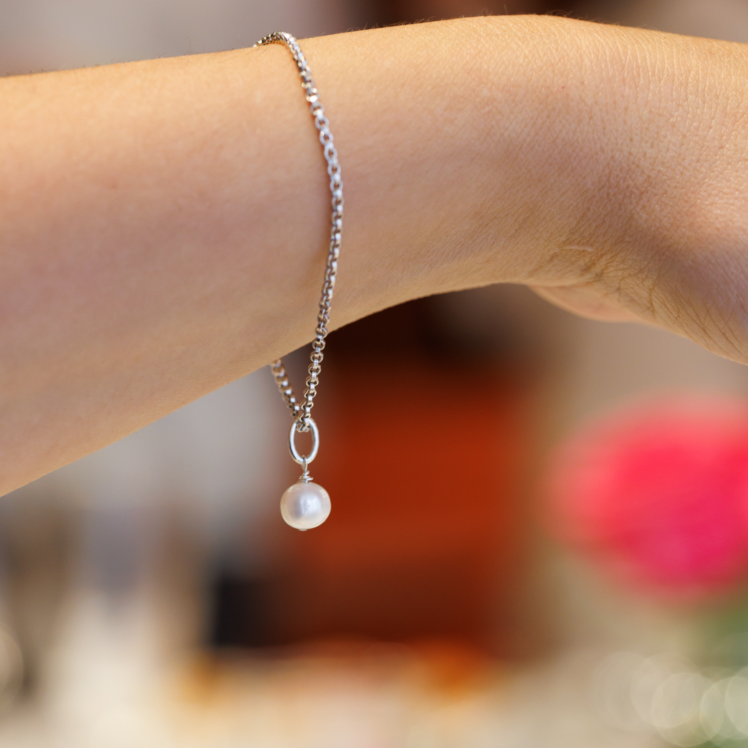 Pearls & Prosecco - Cassandra Mamone