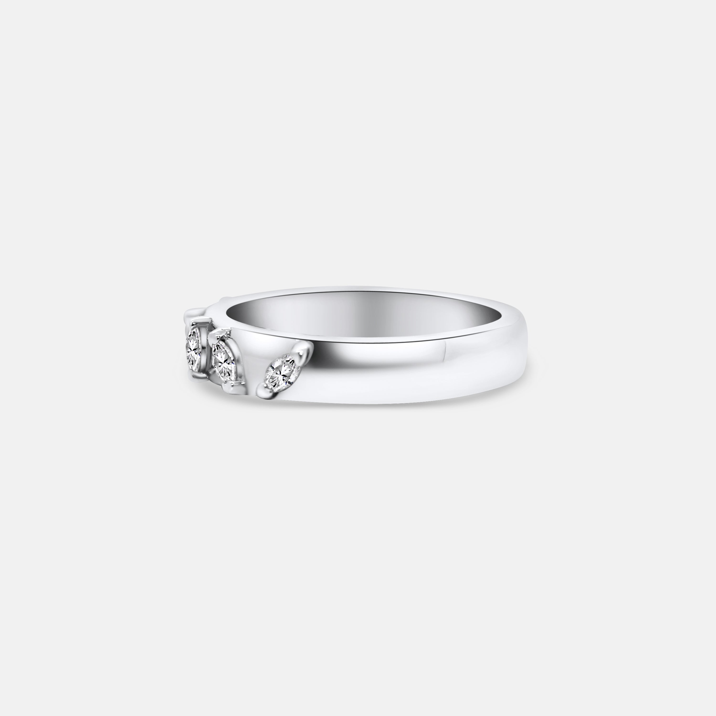 STARBRIGHT RING