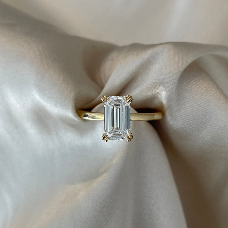 Emerald Elegance Ring