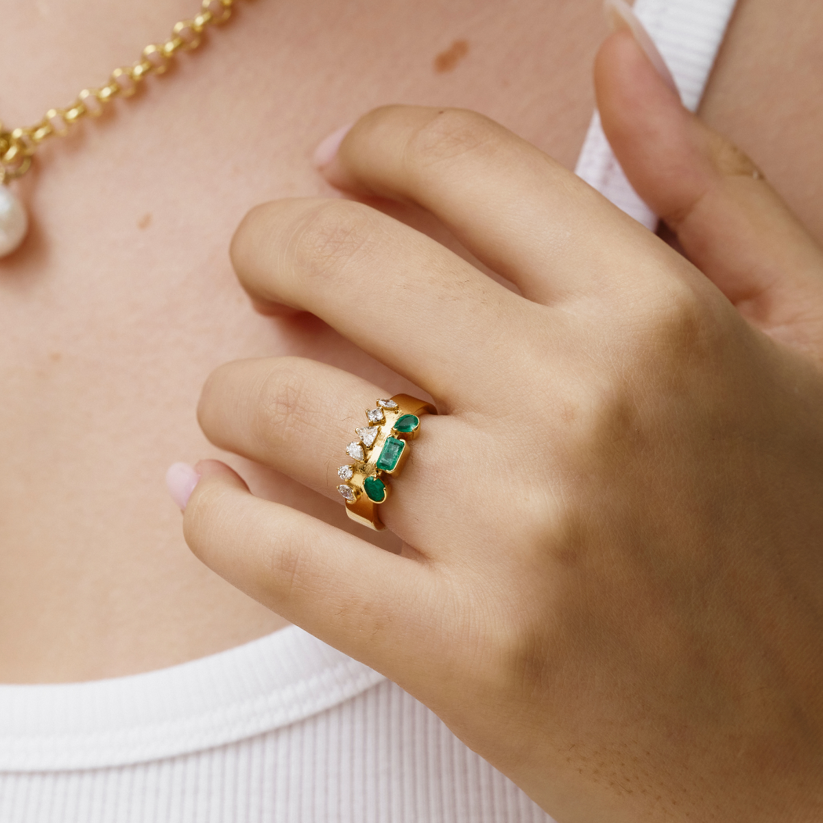 Esmeralda Cluster Ring