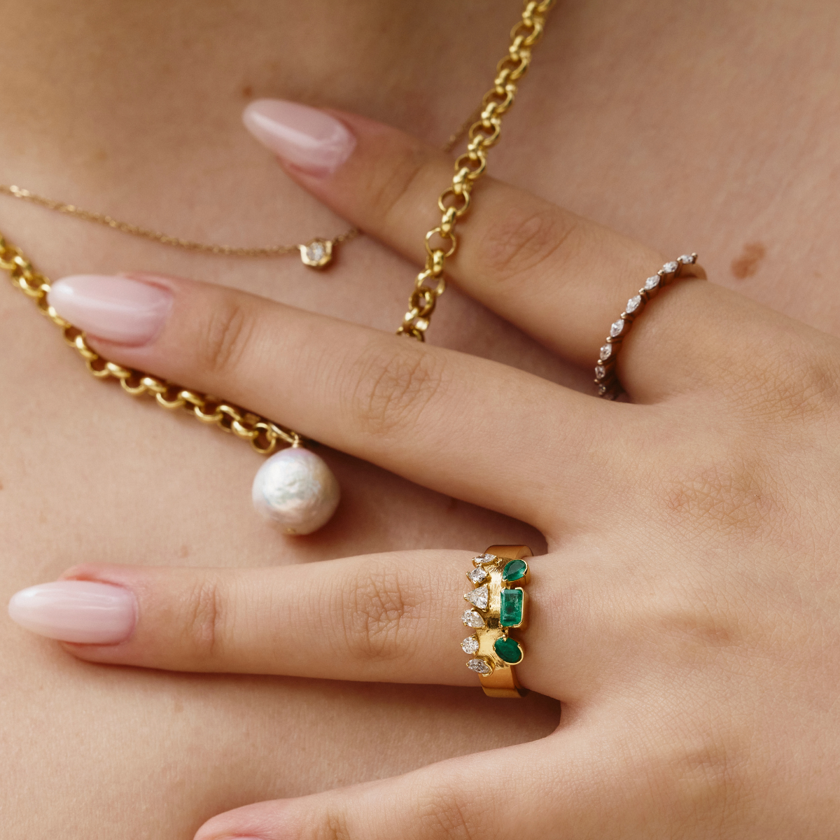 Esmeralda Cluster Ring - Cassandra Mamone