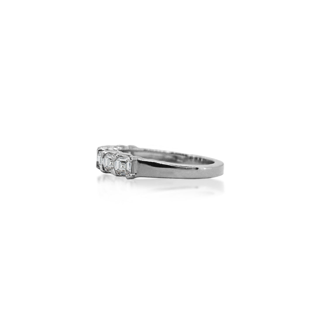 ASSCHER ETERNITY BAND