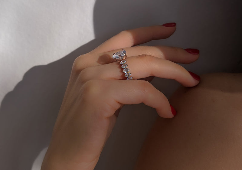 CINTA Engagement Ring