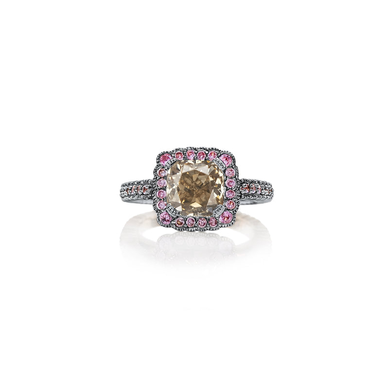 Lavish Sapphire Ring