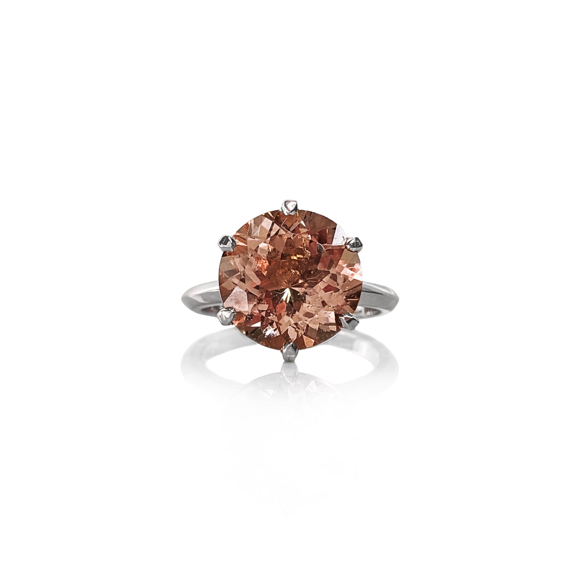 Morganite Gigi Round Brilliant Ring