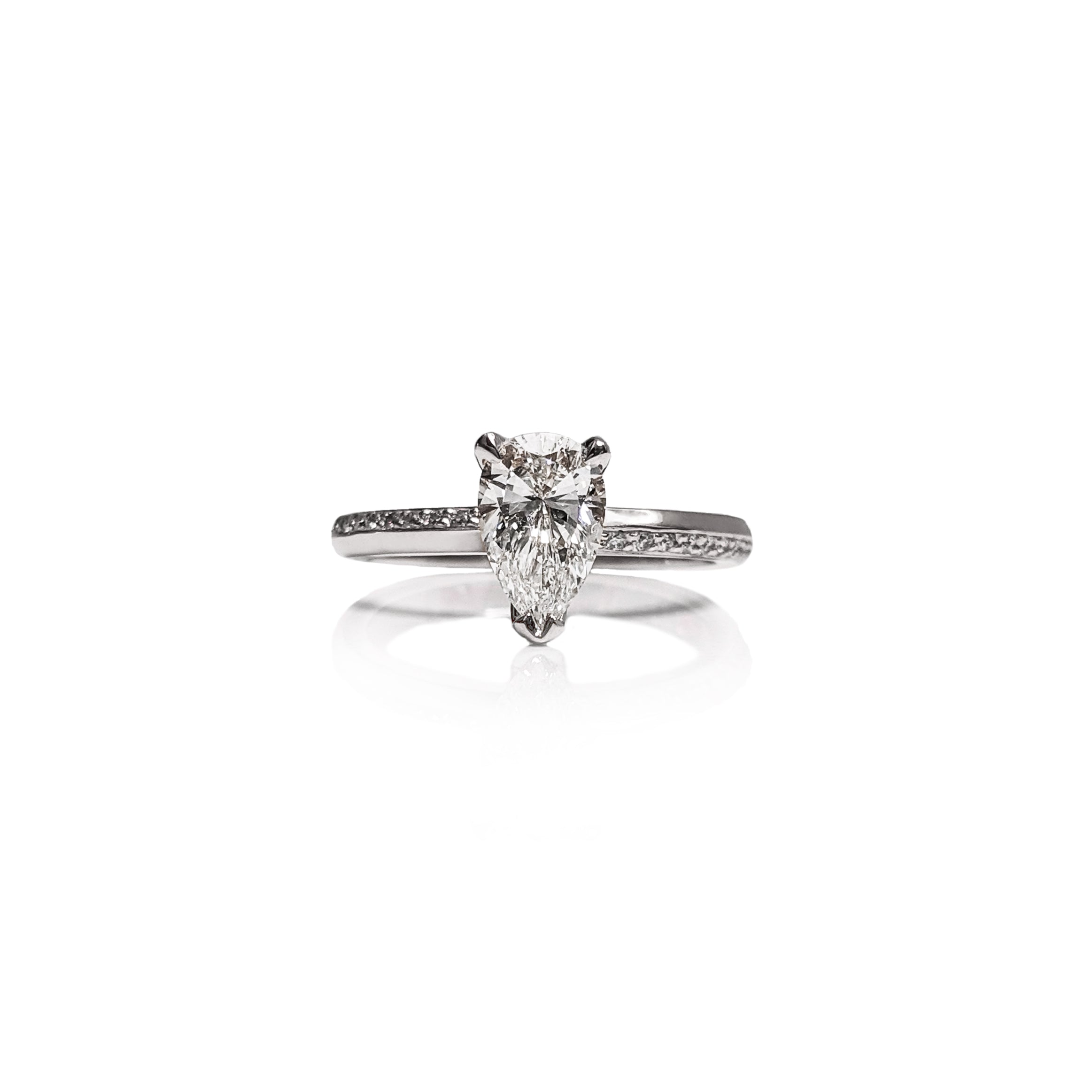 Pear Vino Engagement Ring