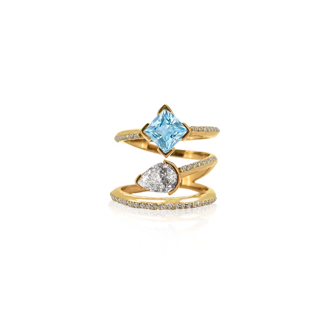 TRE ONDE ENGAGEMENT RING