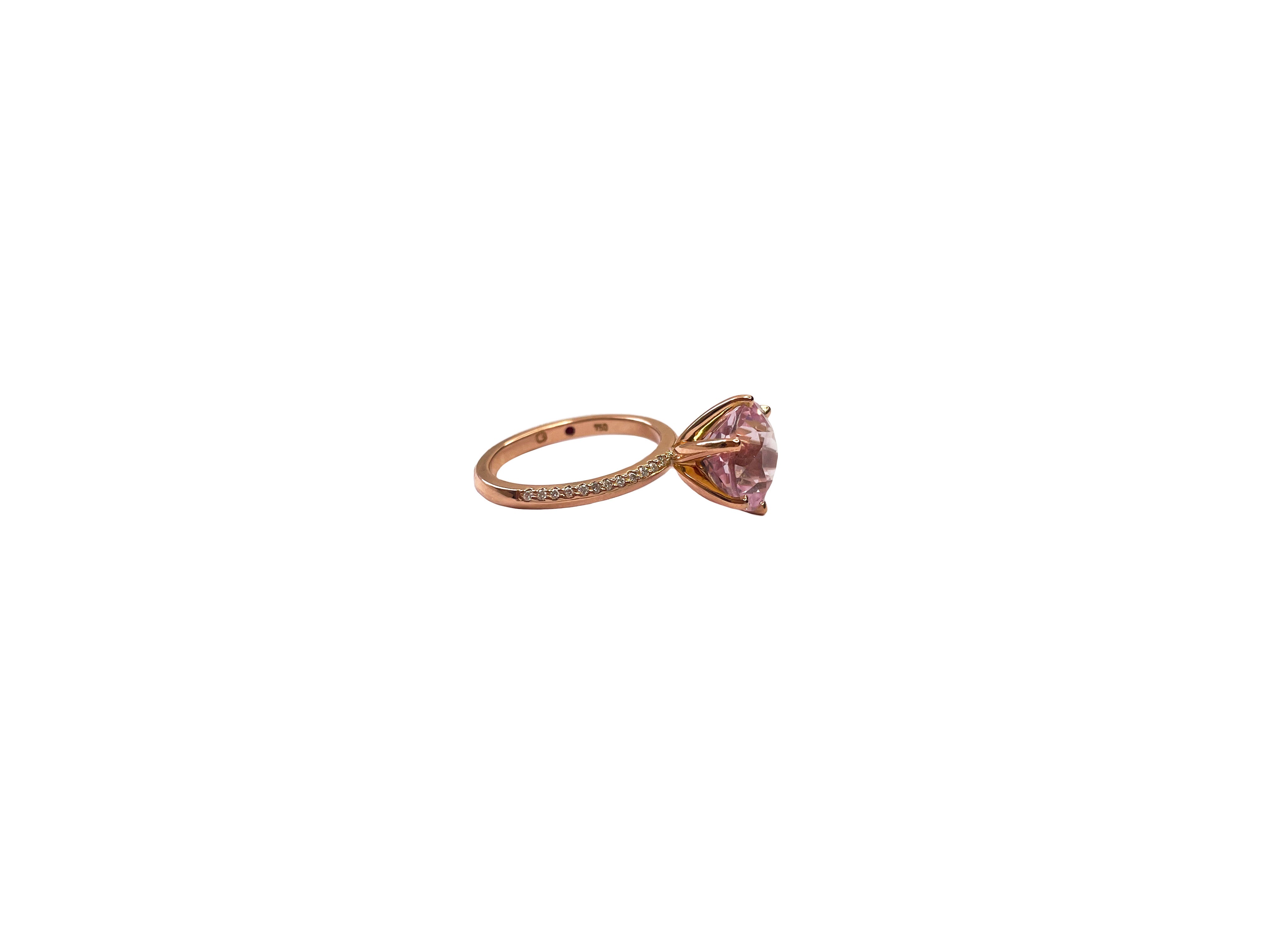 Morganite Round Vino Engagement Ring